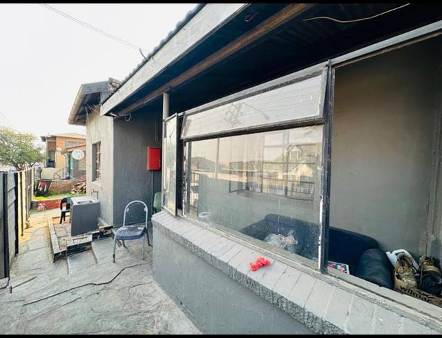 7 BEDROOM HOUSE FOR SALE IN ELSBURG